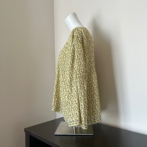 Max Studio ⎮ Lemon print blouse - Picture 3 of 8